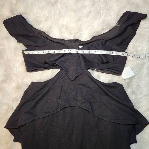 Fame And Partners Firefly Cutout Off Shoulder Dress - Picture 4 of 11